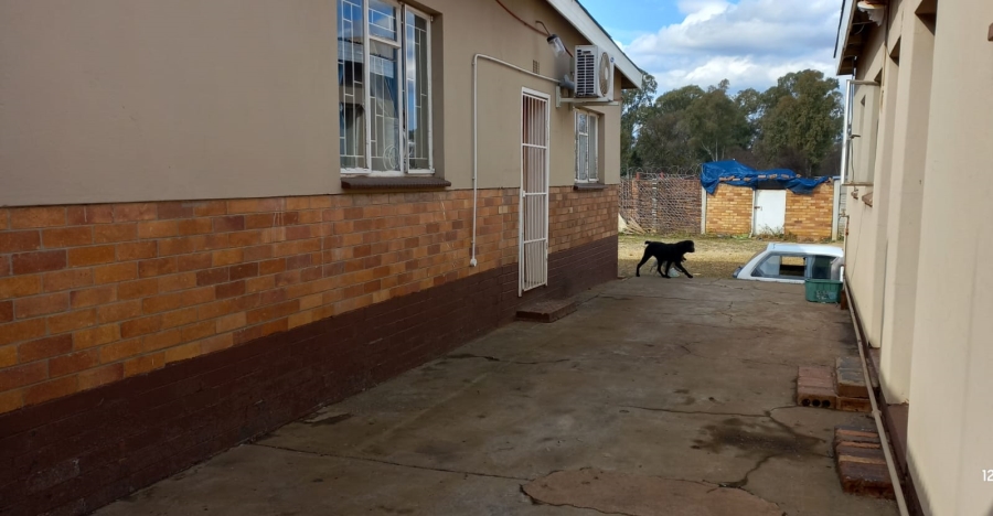 4 Bedroom Property for Sale in Oudorp North West